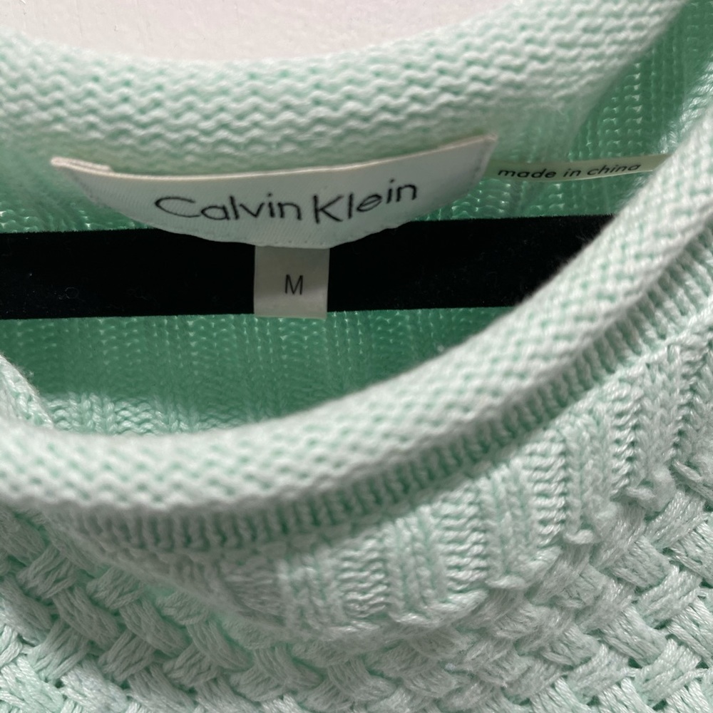 Calvin Klein mint green sweater - Picture 2 of 5